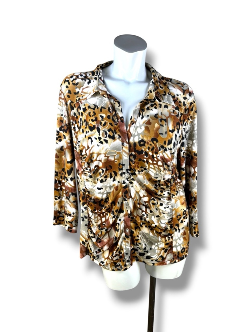 Essentials Leopard Print V-Neck Collared L/S Blouse w/ Front Panel Ruching in XL